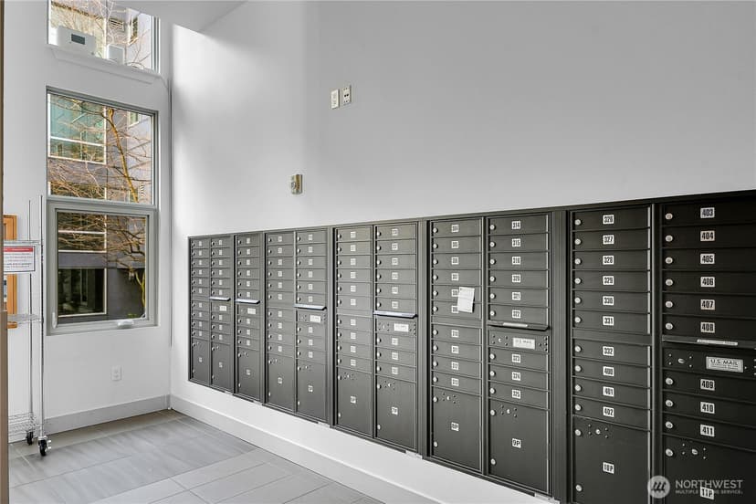 Property photo for 530 Broadway E #210, Seattle photo 15