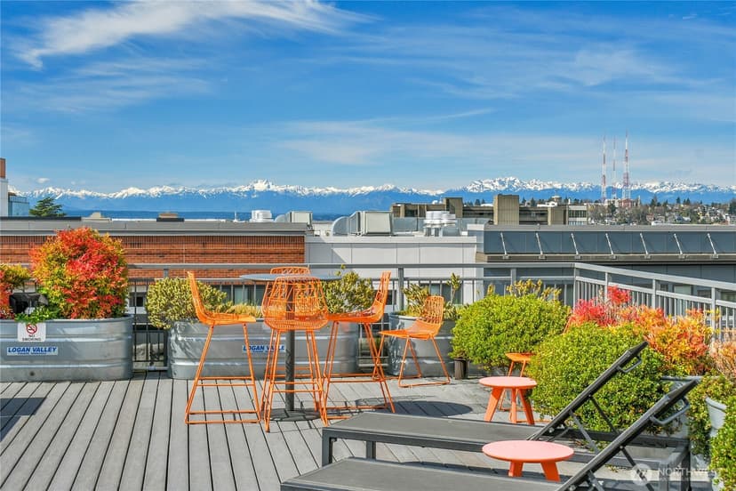 Property photo for 530 Broadway E #210, Seattle photo 17