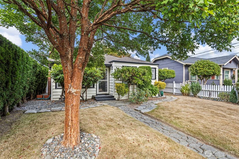 Property photo for 8337 27th Avenue NW, Seattle photo 3