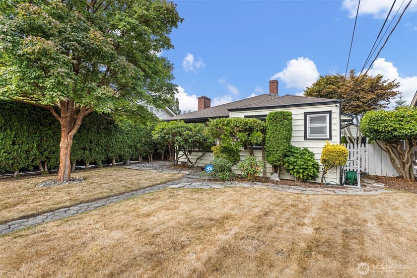 Property photo for 8337 27th Avenue NW, Seattle photo 2