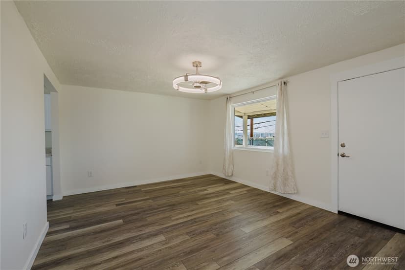 Property photo for 1112 Perry Avenue, Bremerton photo 10