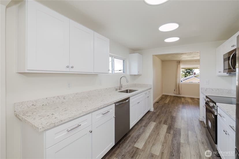 Property photo for 1112 Perry Avenue, Bremerton photo 15