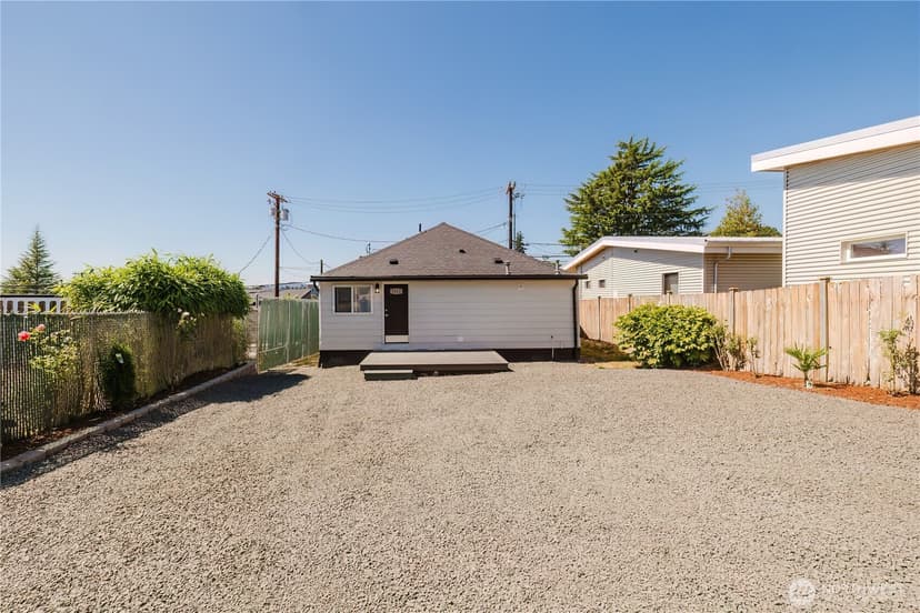 Property photo for 1112 Perry Avenue, Bremerton photo 39