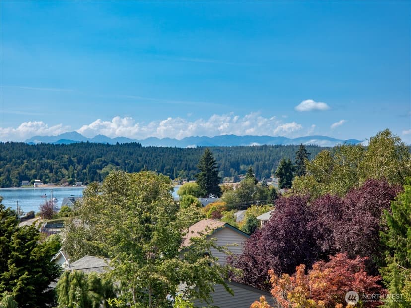 Property photo for 18149 9th Avenue NE, Poulsbo photo 2