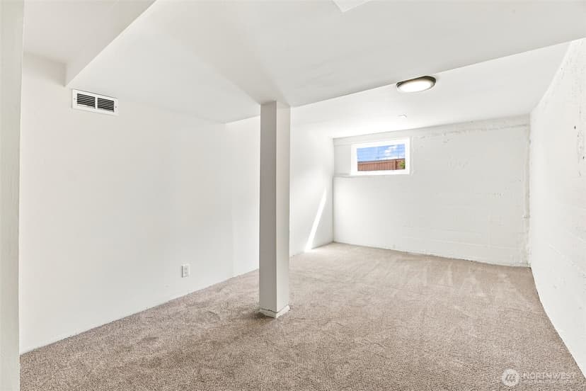 Property photo for 1116 N Lafayette Street, Bremerton photo 30