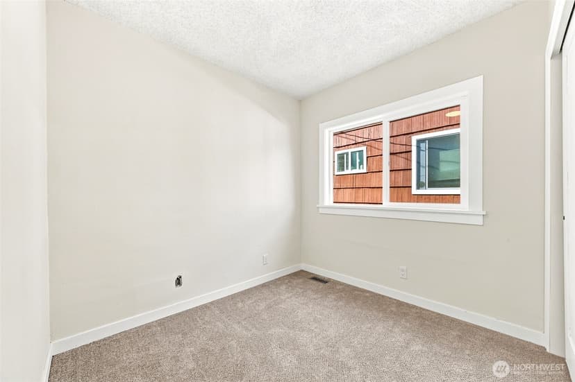 Property photo for 1116 N Lafayette Street, Bremerton photo 23