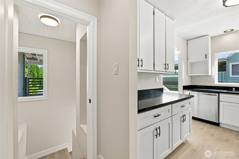 Property photo for 1116 N Lafayette Street, Bremerton photo 15