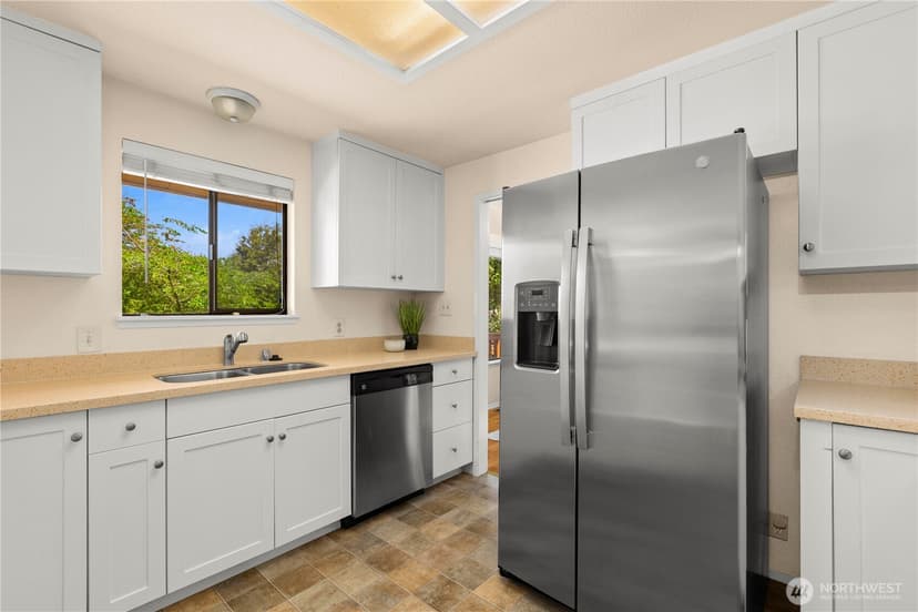 Property photo for 1123 E Hemlock Street, Kent photo 10