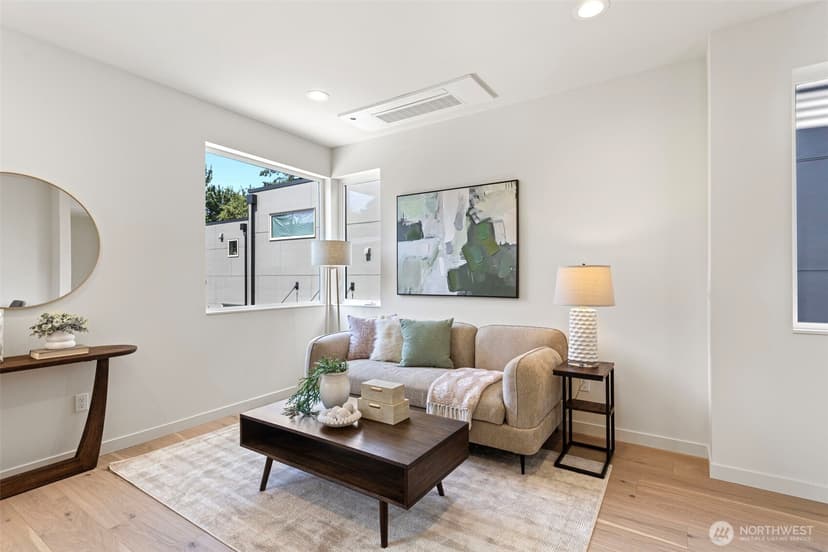 Property photo for 8039 Wallingford Avenue N #B, Seattle photo 8
