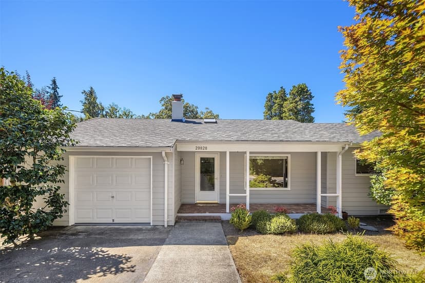 Property photo for 20820 Hillcrest Place, Edmonds photo 2