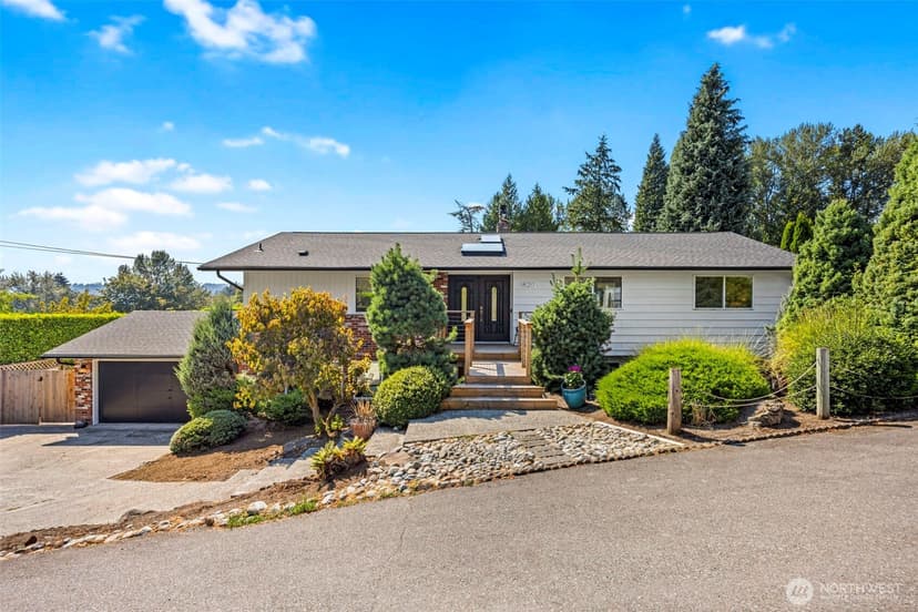 Property photo for 18217 62nd Avenue NE, Kenmore