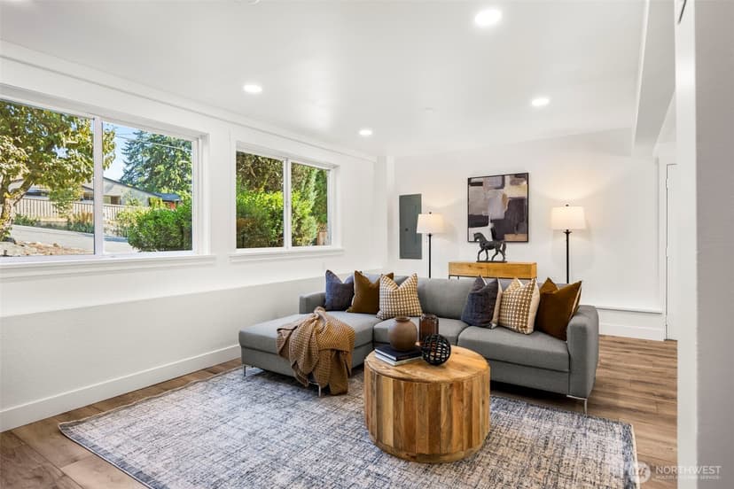 Property photo for 18217 62nd Avenue NE, Kenmore photo 27