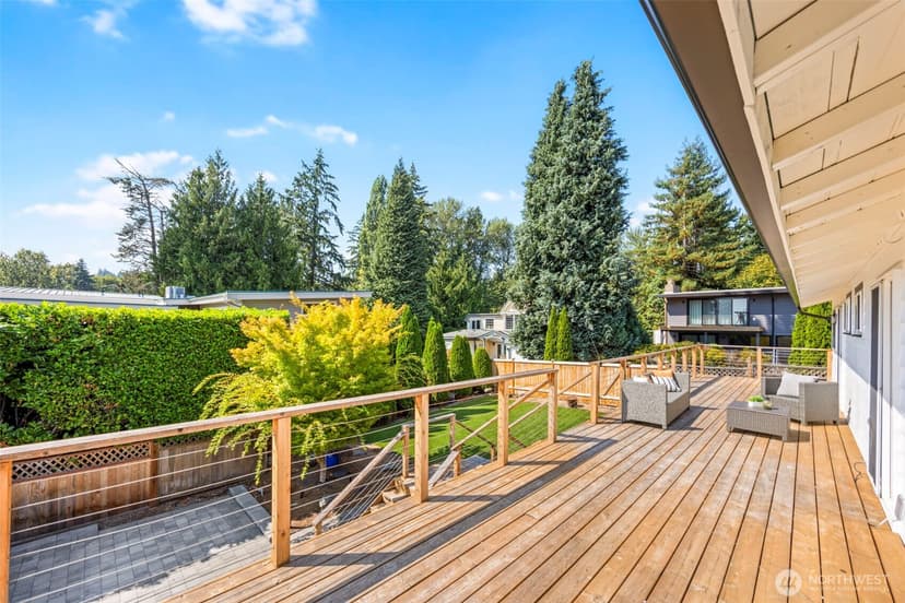 Property photo for 18217 62nd Avenue NE, Kenmore photo 33
