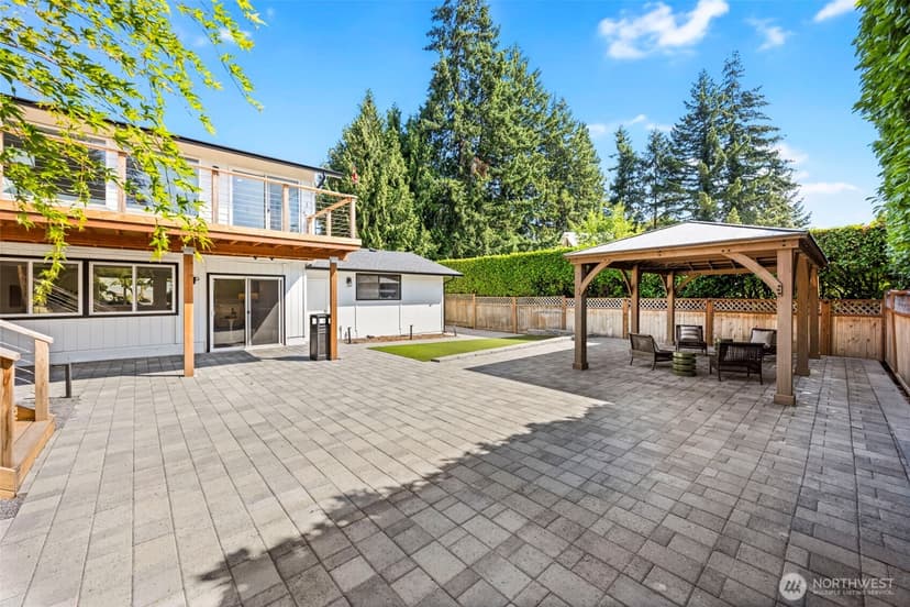 Property photo for 18217 62nd Avenue NE, Kenmore photo 37