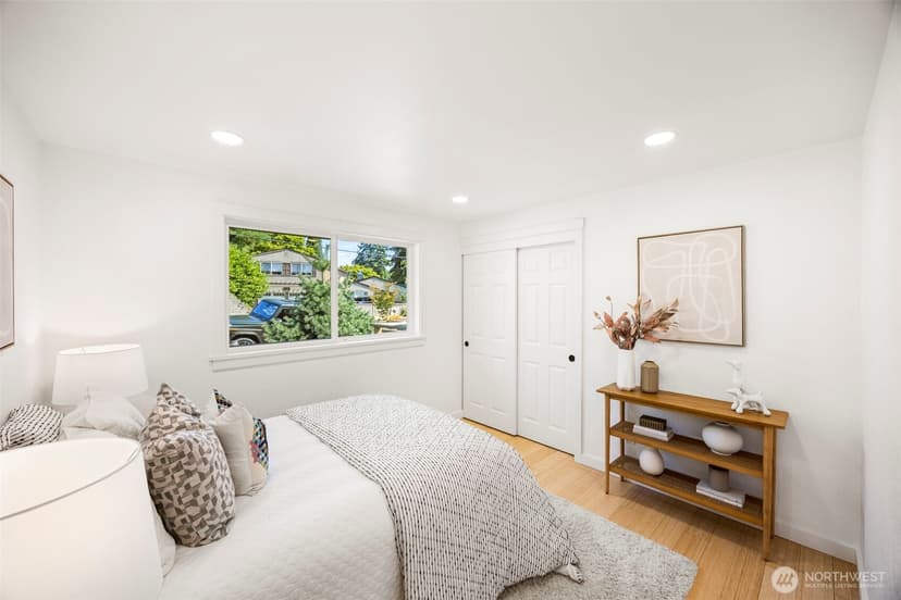 Property photo for 18217 62nd Avenue NE, Kenmore photo 20