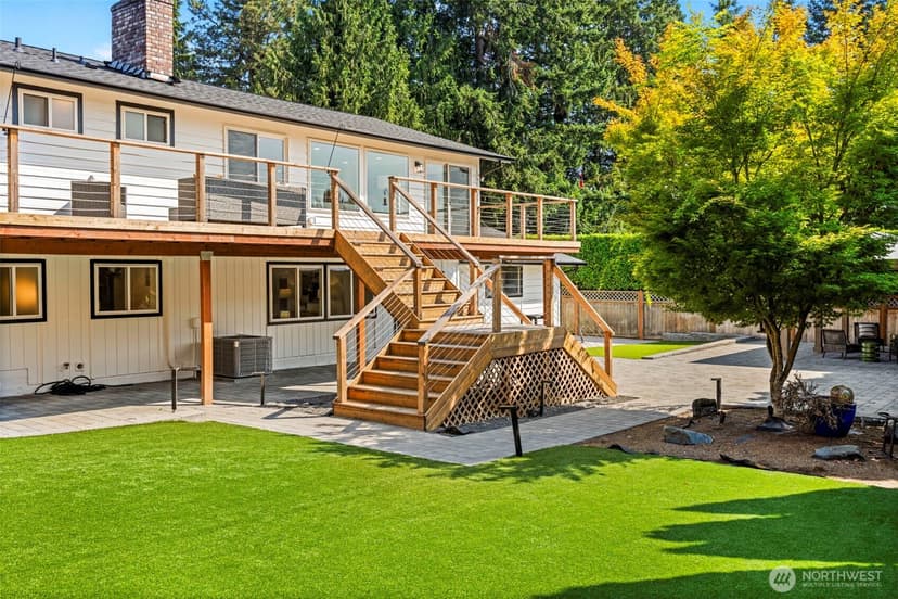 Property photo for 18217 62nd Avenue NE, Kenmore photo 35