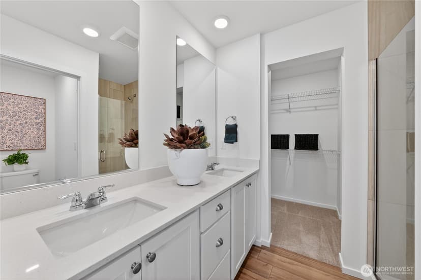 Property photo for 9811 31st Avenue SE #F1, Everett photo 16