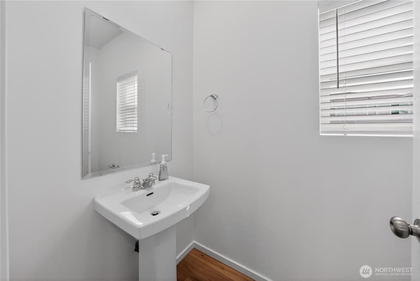 Property photo for 9811 31st Avenue SE #F1, Everett photo 23