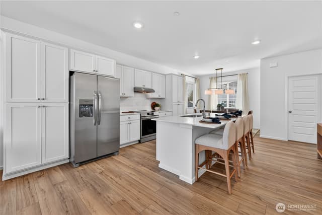 Property photo for 9811 31st Avenue SE #F1, Everett photo 5