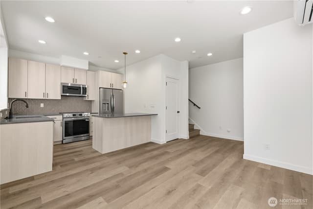Property photo for 2230 D NW 60th Street, Seattle photo 4