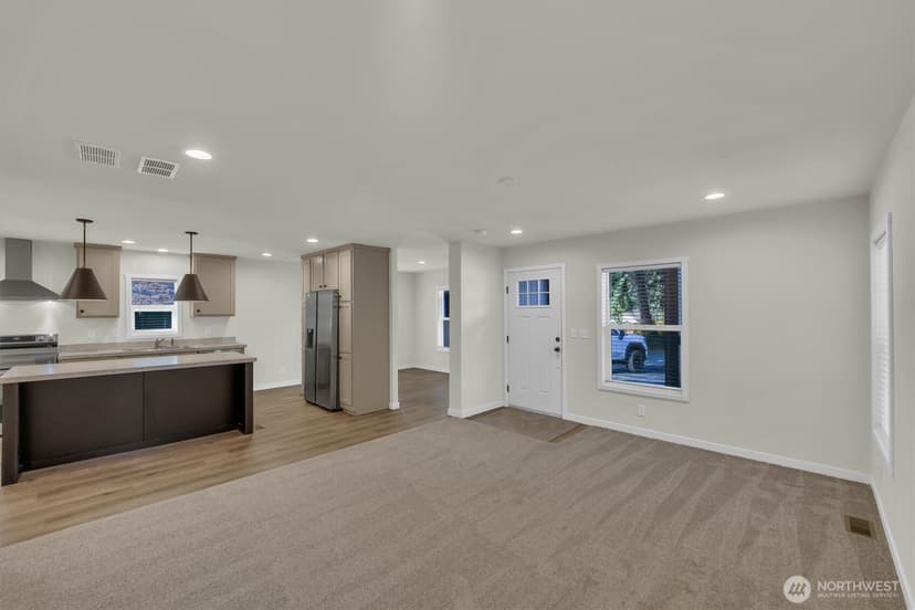 Property photo for 11321 205th Avenue E, Bonney Lake photo 5