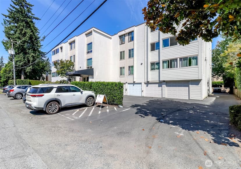 Property photo for 132 N 132nd Street #204, Seattle photo 33