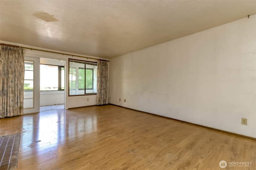Property photo for 132 N 132nd Street #204, Seattle photo 7