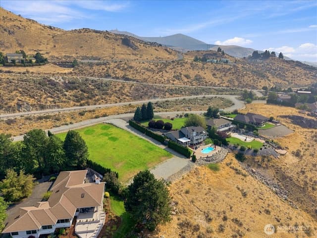 Property photo for 125 Highpoint Lane, Chelan photo 4