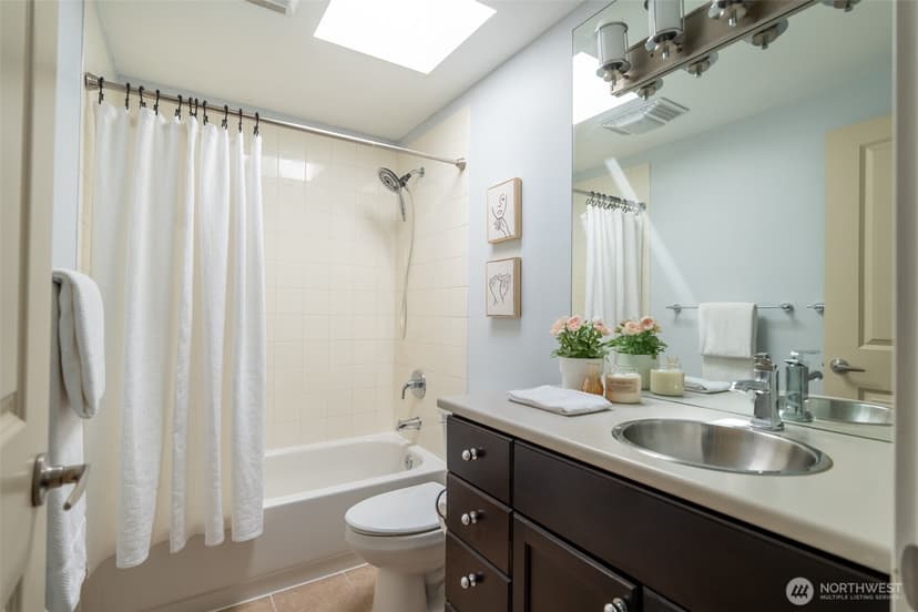 Property photo for 209 N 39th Street #304, Seattle photo 14