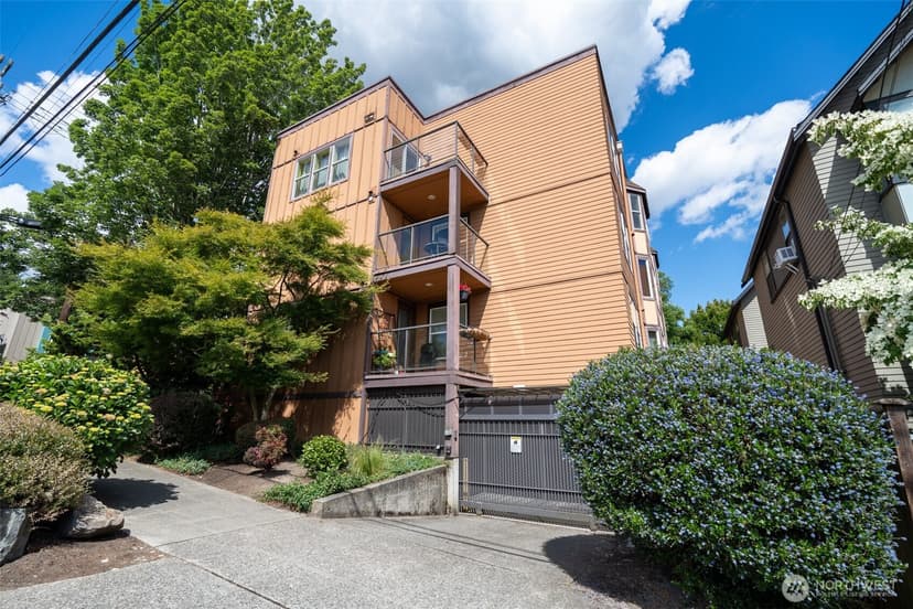 Property photo for 209 N 39th Street #304, Seattle photo 19