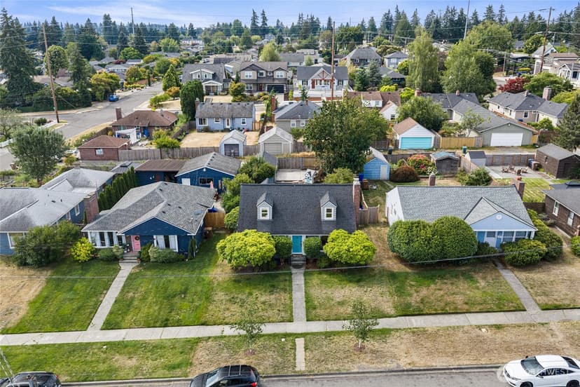 Property photo for 4910 N 25th Street, Tacoma photo 2