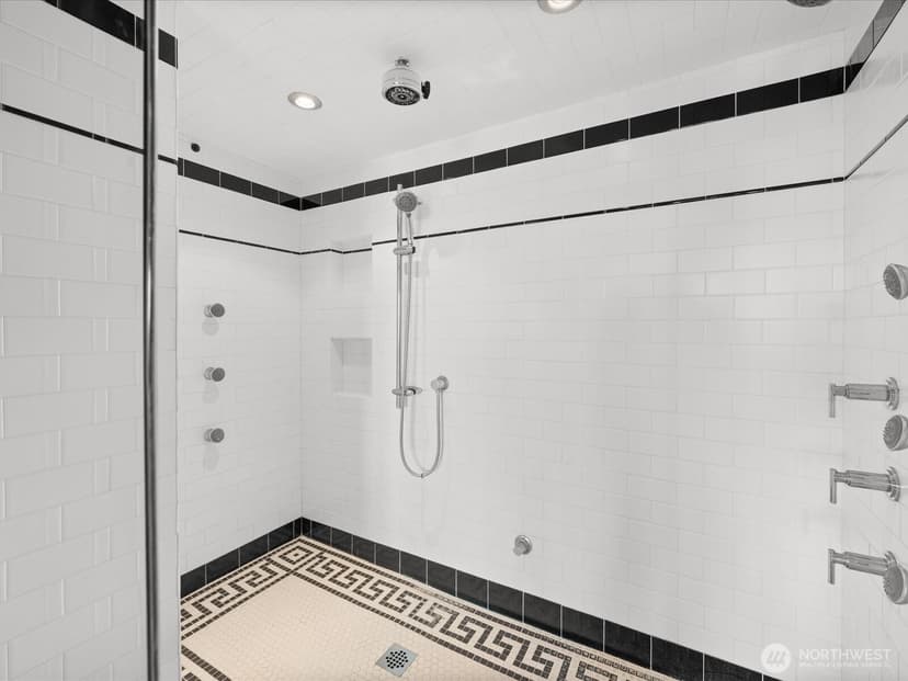 Property photo for 1101 A Street #806, Tacoma photo 16