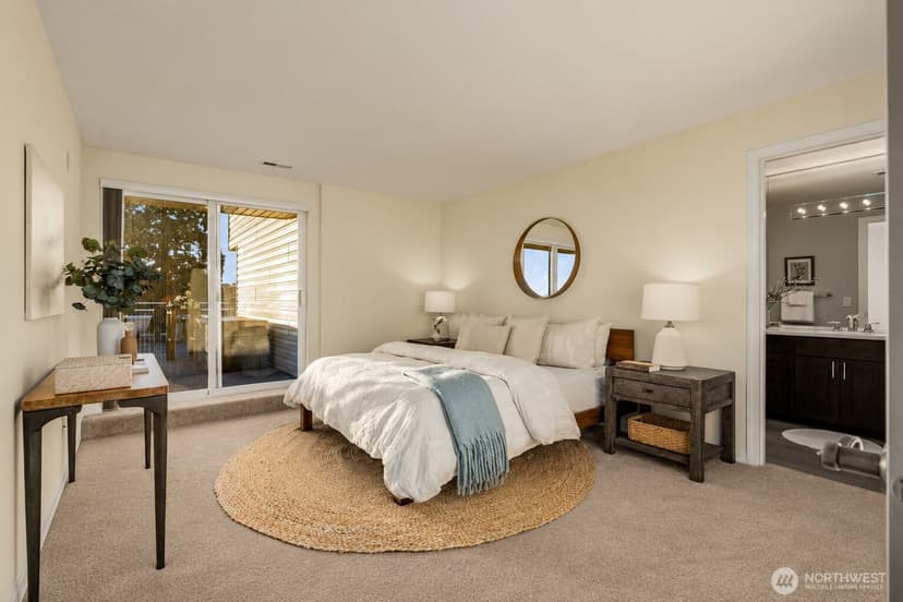 Property photo for 4527 45th Avenue SW #402S, Seattle photo 17