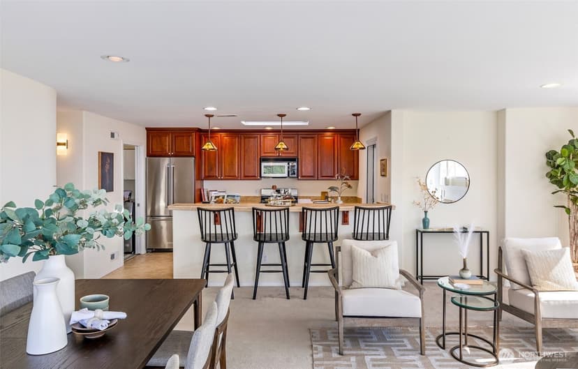 Property photo for 4527 45th Avenue SW #402S, Seattle photo 11