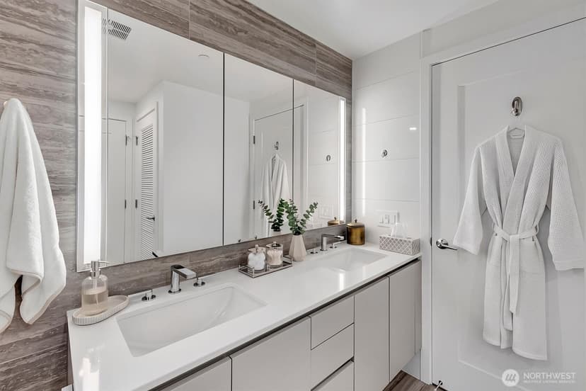 Property photo for 2510 6th Avenue #1210, Seattle photo 15