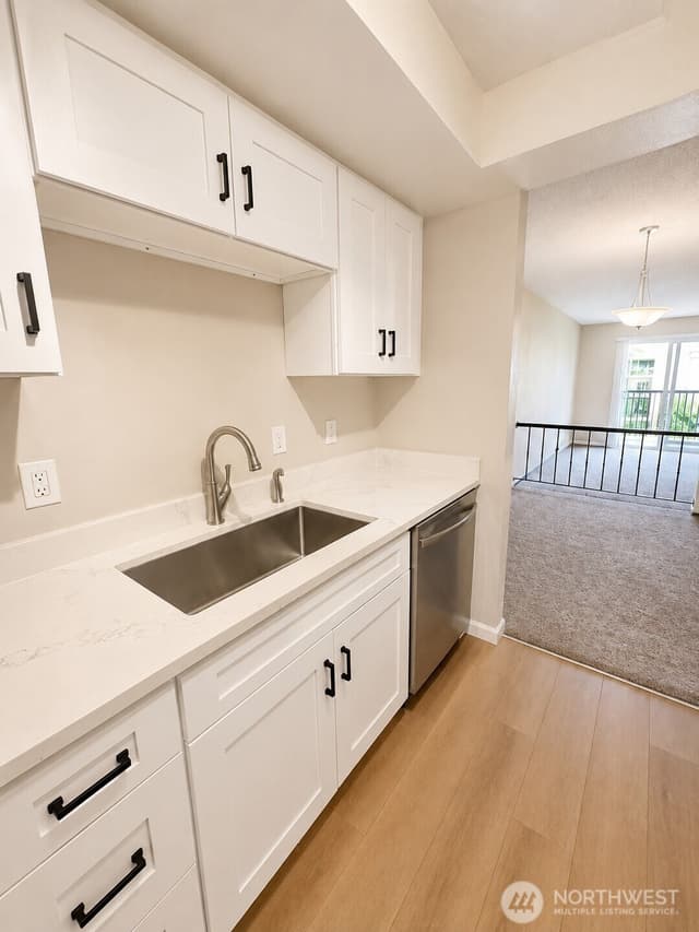 Property photo for 14620 NE 32nd Street #F17, Bellevue photo 3