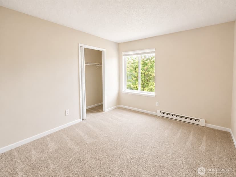 Property photo for 14620 NE 32nd Street #F17, Bellevue photo 4