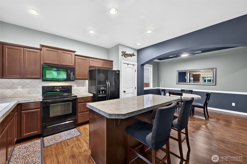 Property photo for 19003 87th Avenue Ct E, Puyallup photo 11
