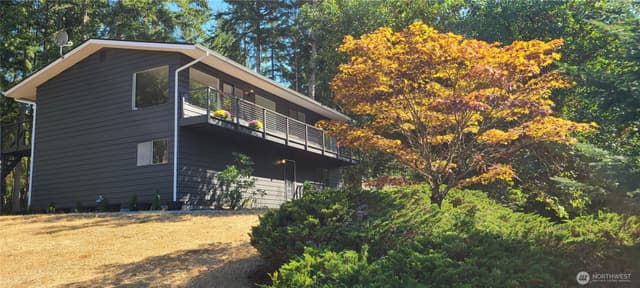 Property photo for 4808 E La Salle Street, Port Orchard