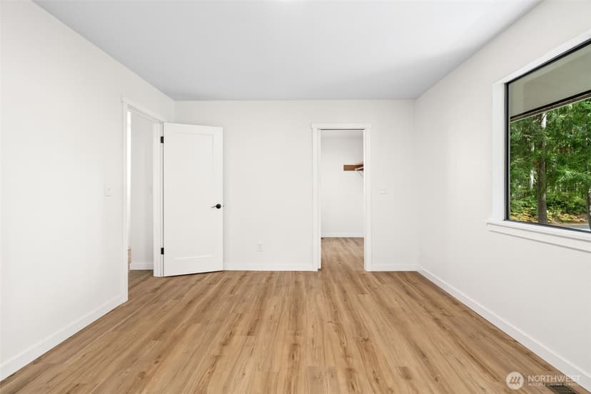 Property photo for 4808 E La Salle Street, Port Orchard photo 17