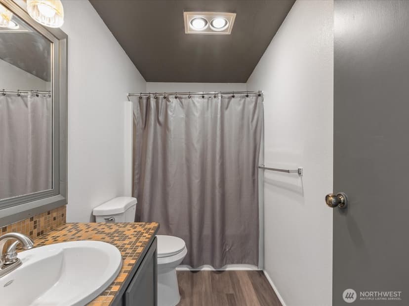 Property photo for 9408 1st Drive SE, Everett photo 13