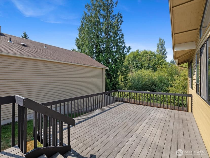 Property photo for 9408 1st Drive SE, Everett photo 27