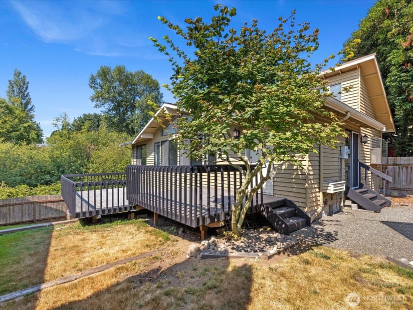 Property photo for 9408 1st Drive SE, Everett photo 23