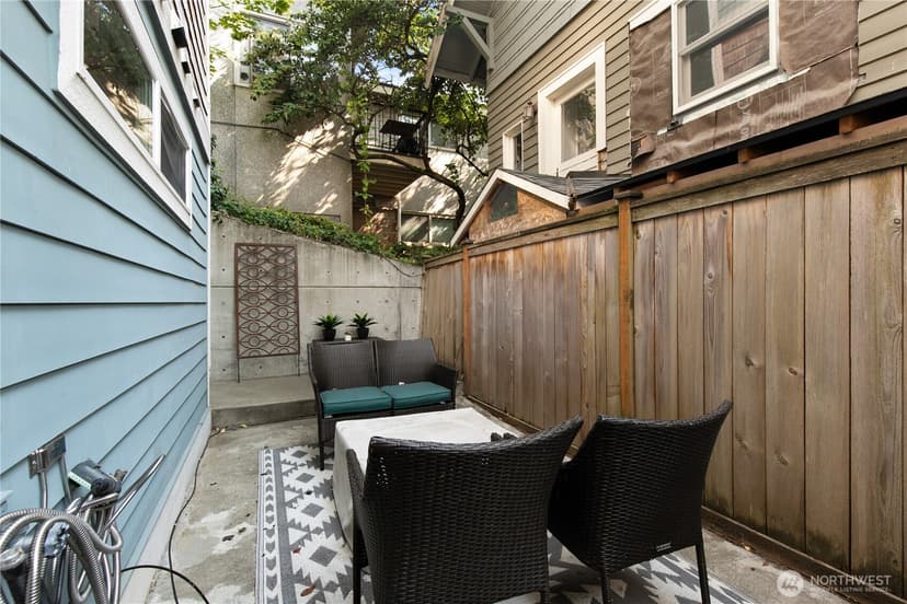 Property photo for 1939 10th Avenue W #B, Seattle photo 20
