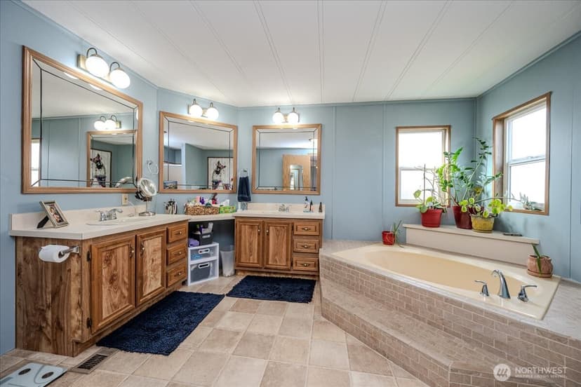 Property photo for 1701 73rd Street E #18, Tacoma photo 15