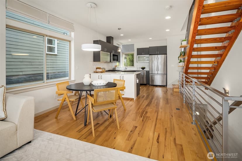 Property photo for 116 W Florentia Street #A, Seattle photo 3
