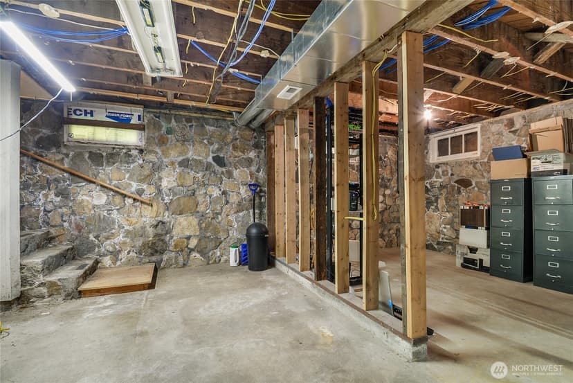 Property photo for 8021 State Avenue, Marysville photo 14