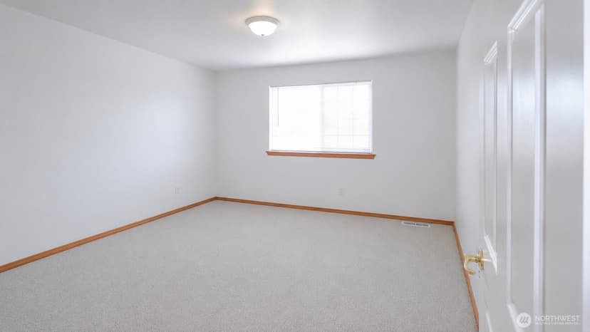 Property photo for 11112 16th Place SE, Lake Stevens photo 25
