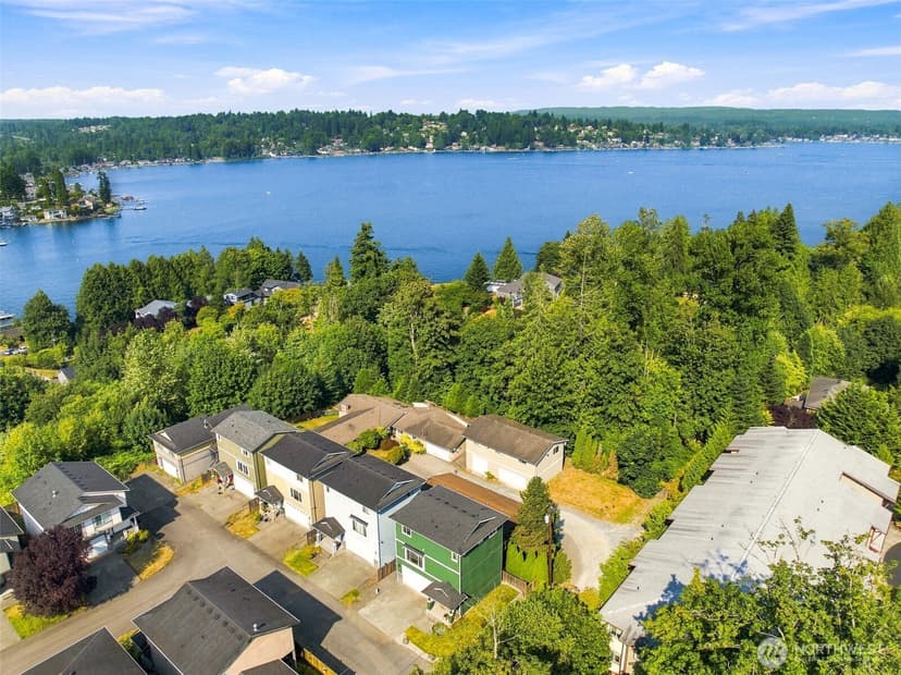 Property photo for 1011 94th Drive NE, Lake Stevens photo 19