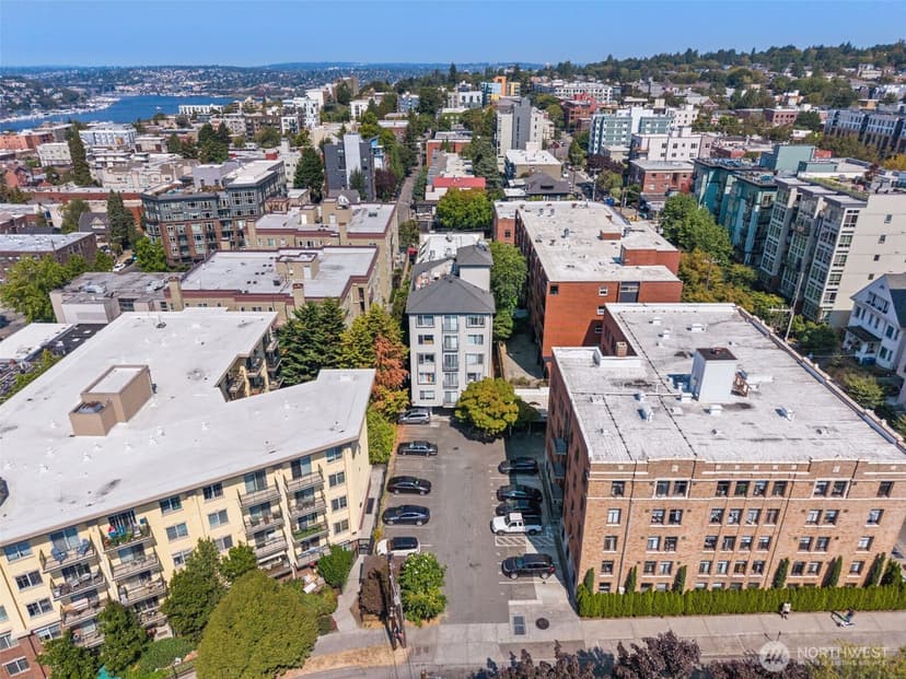 Property photo for 712 E Denny Way #501, Seattle photo 20